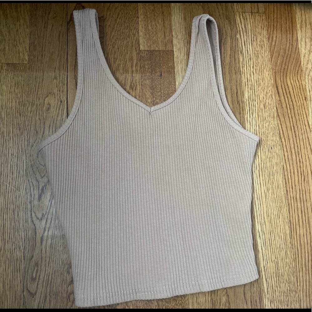 tan tank top